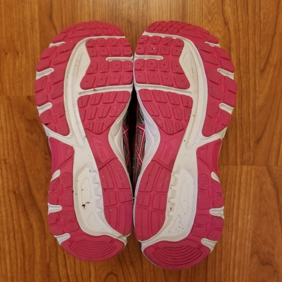 💞SOLD💞 ASICS Gel-Contend Runners - Picture 5 of 7